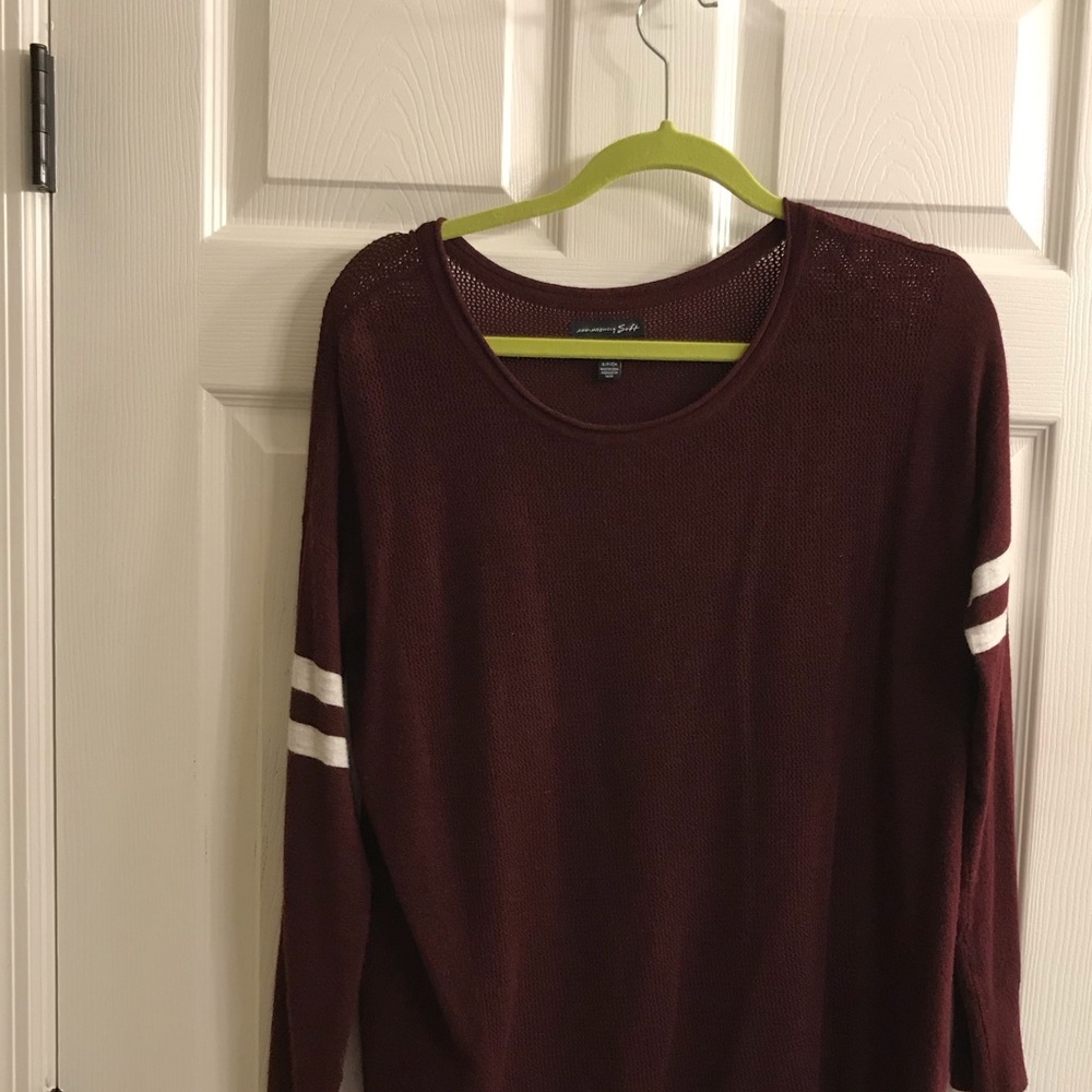 American Eagle sweater